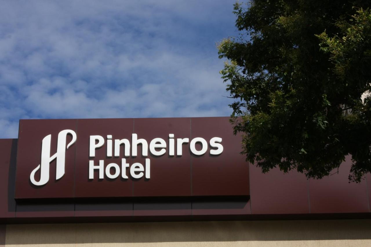 Pinheiros Hotel Goiânia Eksteriør billede